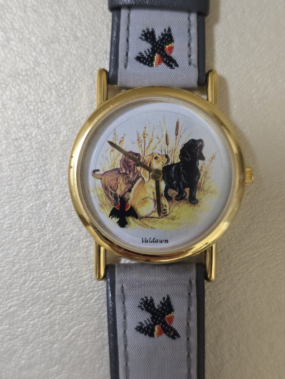 💐HOST PICK💐VALDAWN INC Vintage Hunter Dods Watch Golden Original